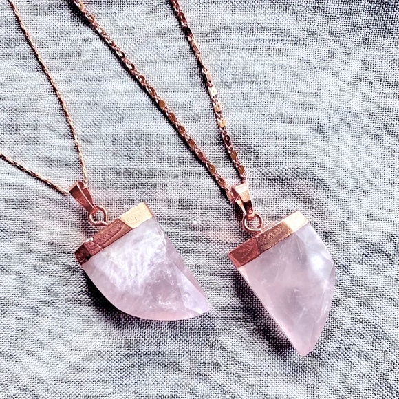 NEW 18K RG Rose Quartz Horn Necklace - Picture 4 of 9